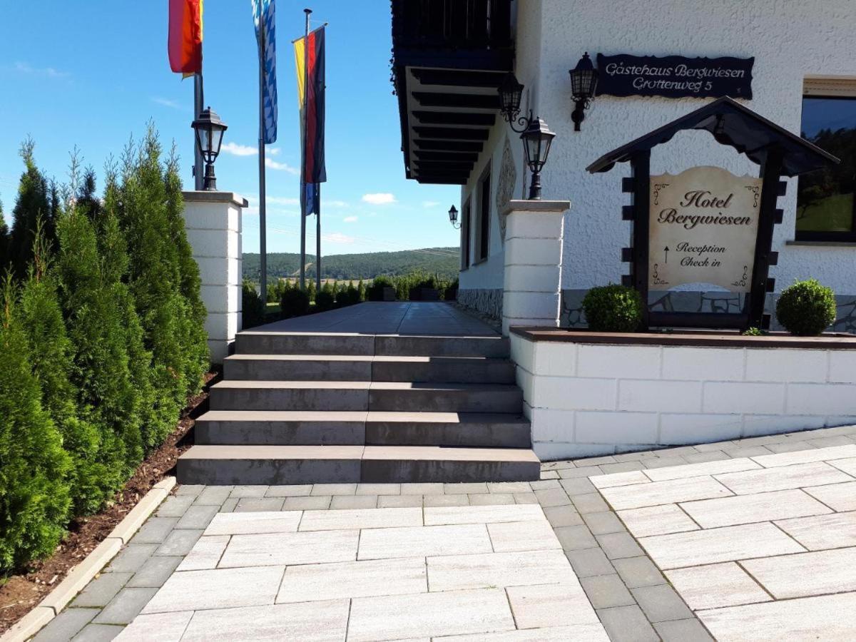 Hotel Bergwiesen - Zimmer Mit Balkon Oder Terasse Lohr nad Menem Zewnętrze zdjęcie