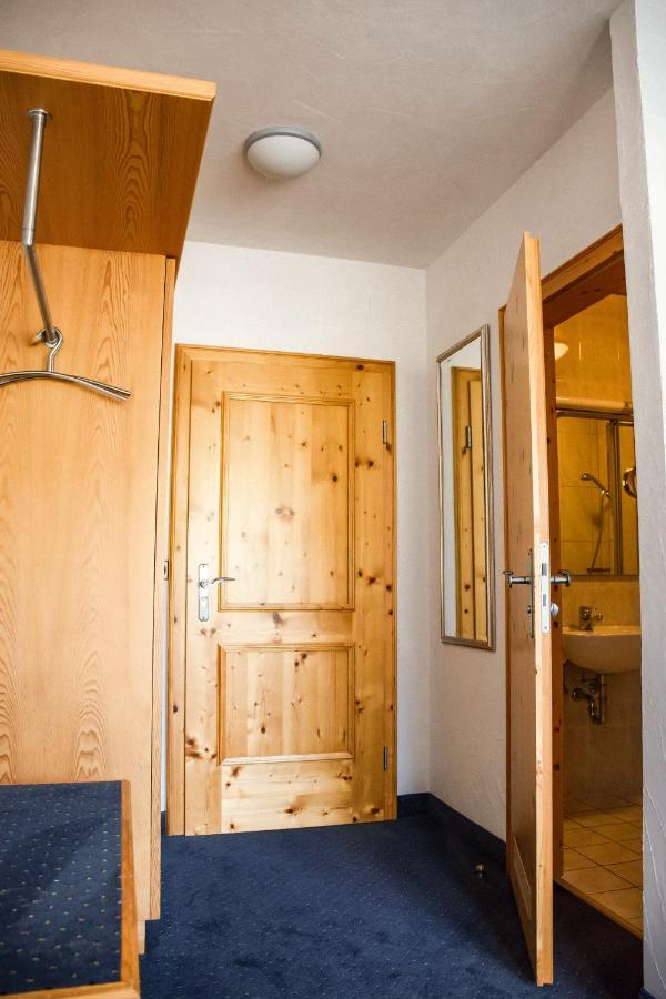 Hotel Bergwiesen - Zimmer Mit Balkon Oder Terasse Lohr nad Menem Zewnętrze zdjęcie